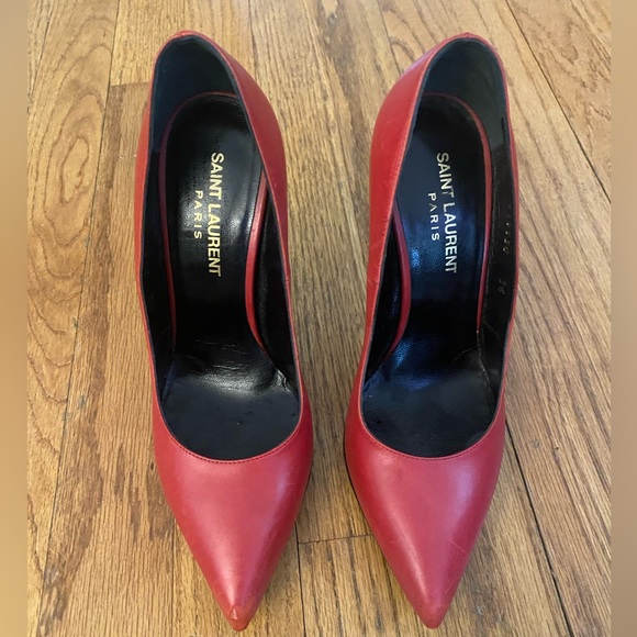 Saint Laurent Pointed-Toe Leather Pumps - size 6 - Picture 8 of 14